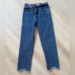 Levis wedgie straight 24